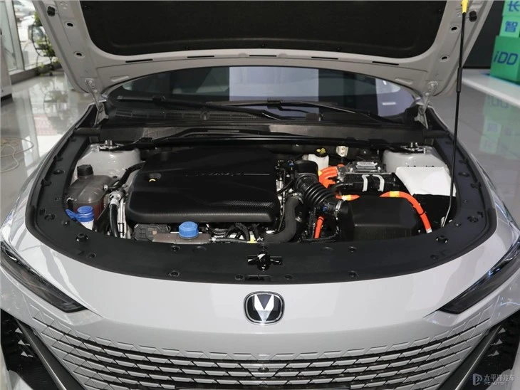 Changan UNI-V IDD PHEV
