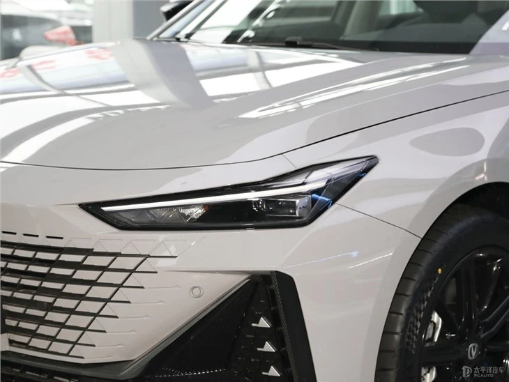 Changan UNI-V IDD PHEV