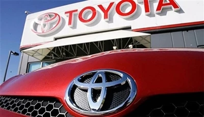 A Toyota közel 1,9 millió RAV4-es járművet hív vissza