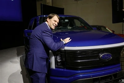 A Ford a vezetői bónuszok csökkentését tervezi