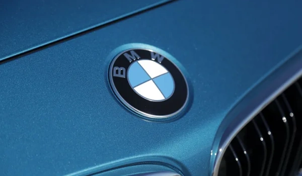 A BMW fedezi a mexikói{0}}járművek tarifaköltségeit