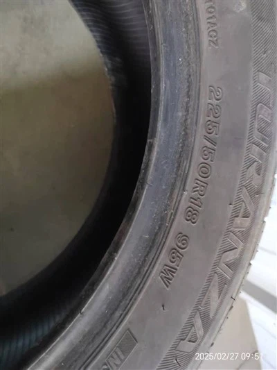 Hol vásárolhat használt gumiabroncsokat tömegesen 225 50R18 225/50R18